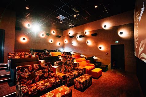 Filmpalast gro&szlig;e Inhaltsbibliothek